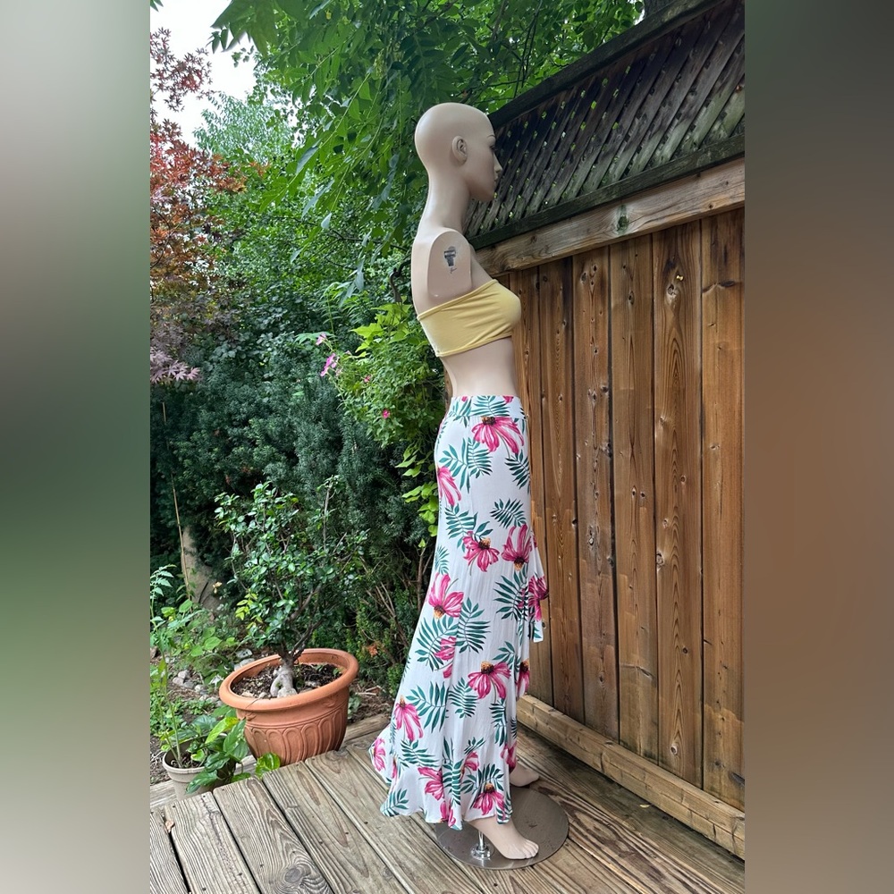 Cone Flower Flamingo Style Skirt